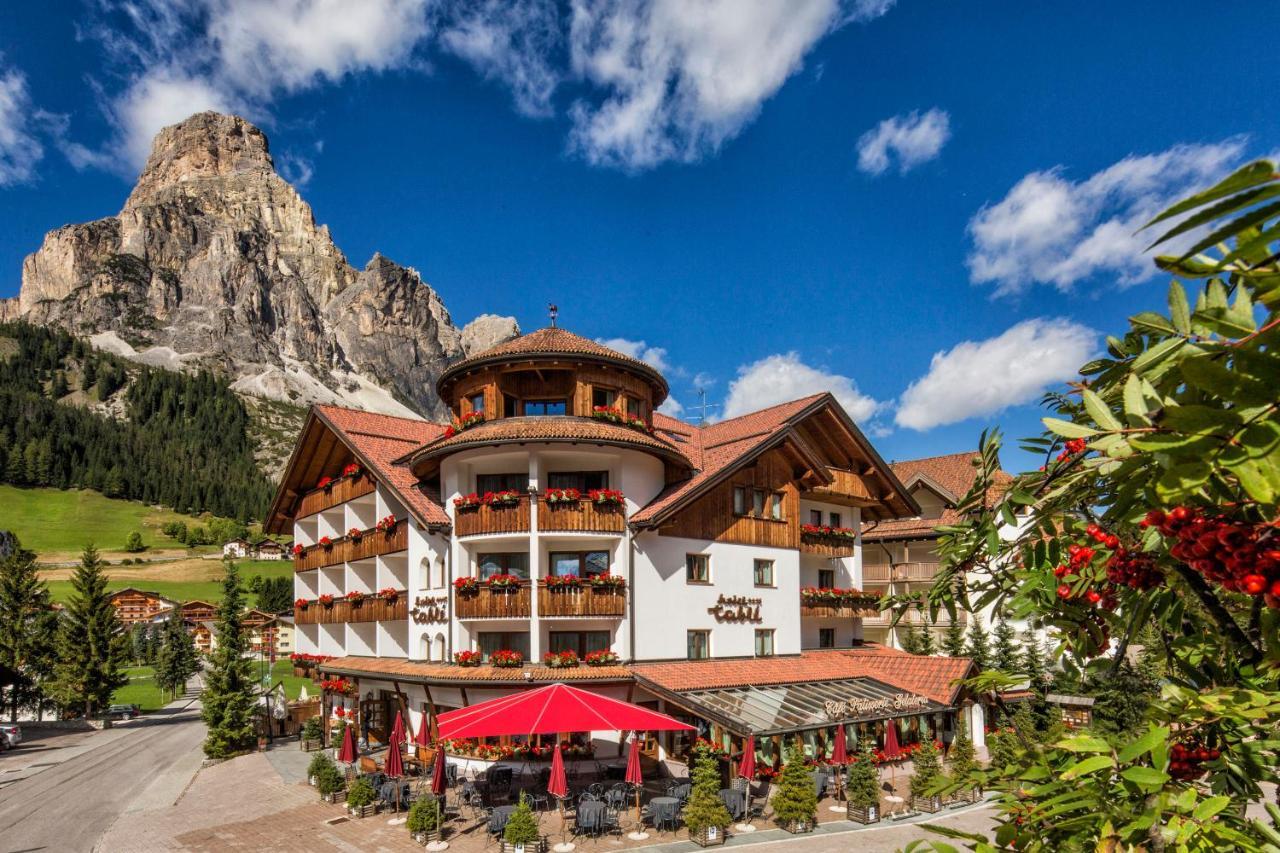 Hotel Table Corvara In Badia Exterior foto